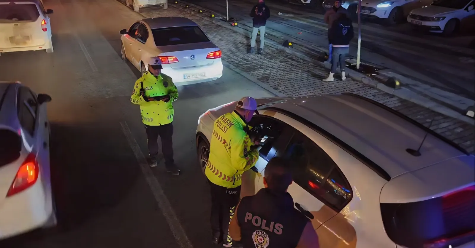 Malatya’da “Huzur 44” Operasyonu: Binlerce Kişi ve Araç Denetlendi