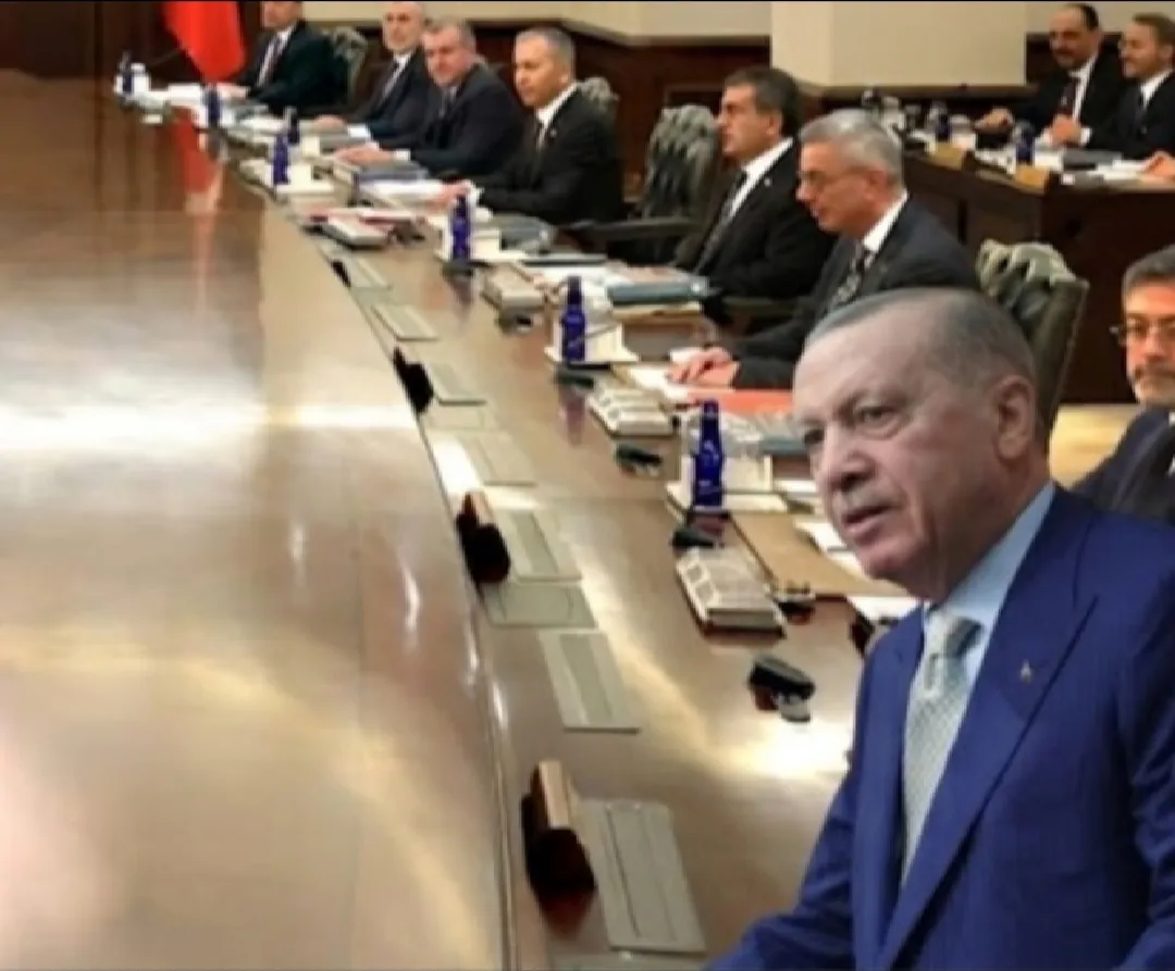 Kabine değişikliği kulisleri hareketlendi: Dört bakan için yeni isimler konuşuluyor