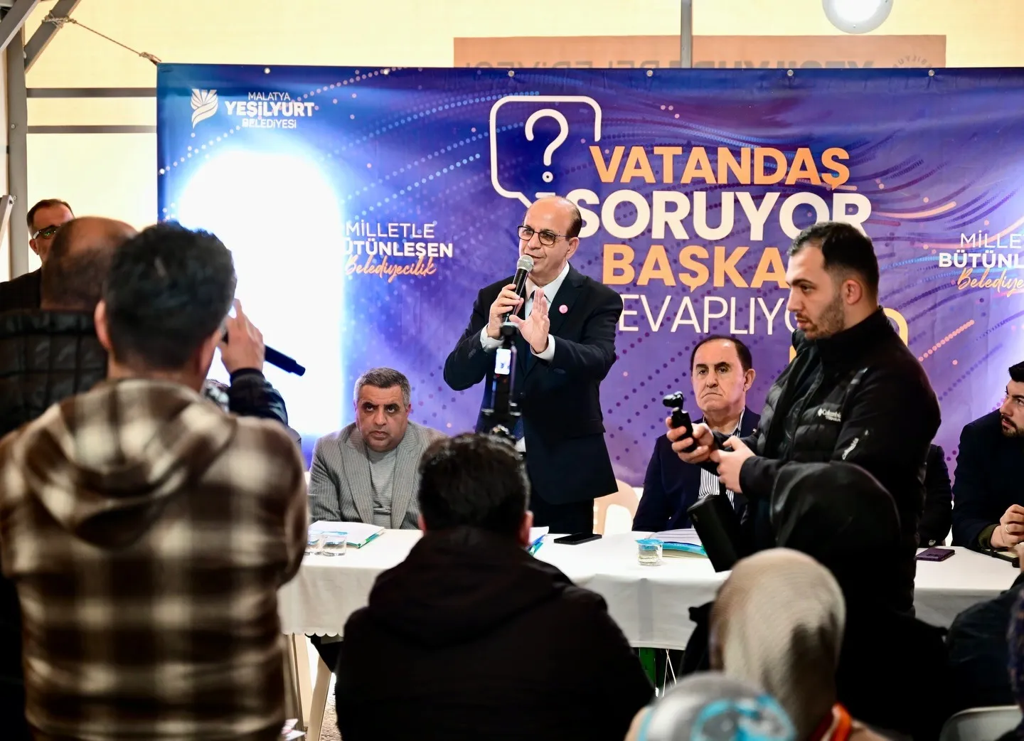 Başkan Geçit, Aşağıbağlar’da Vatandaşların Taleplerini Dinledi