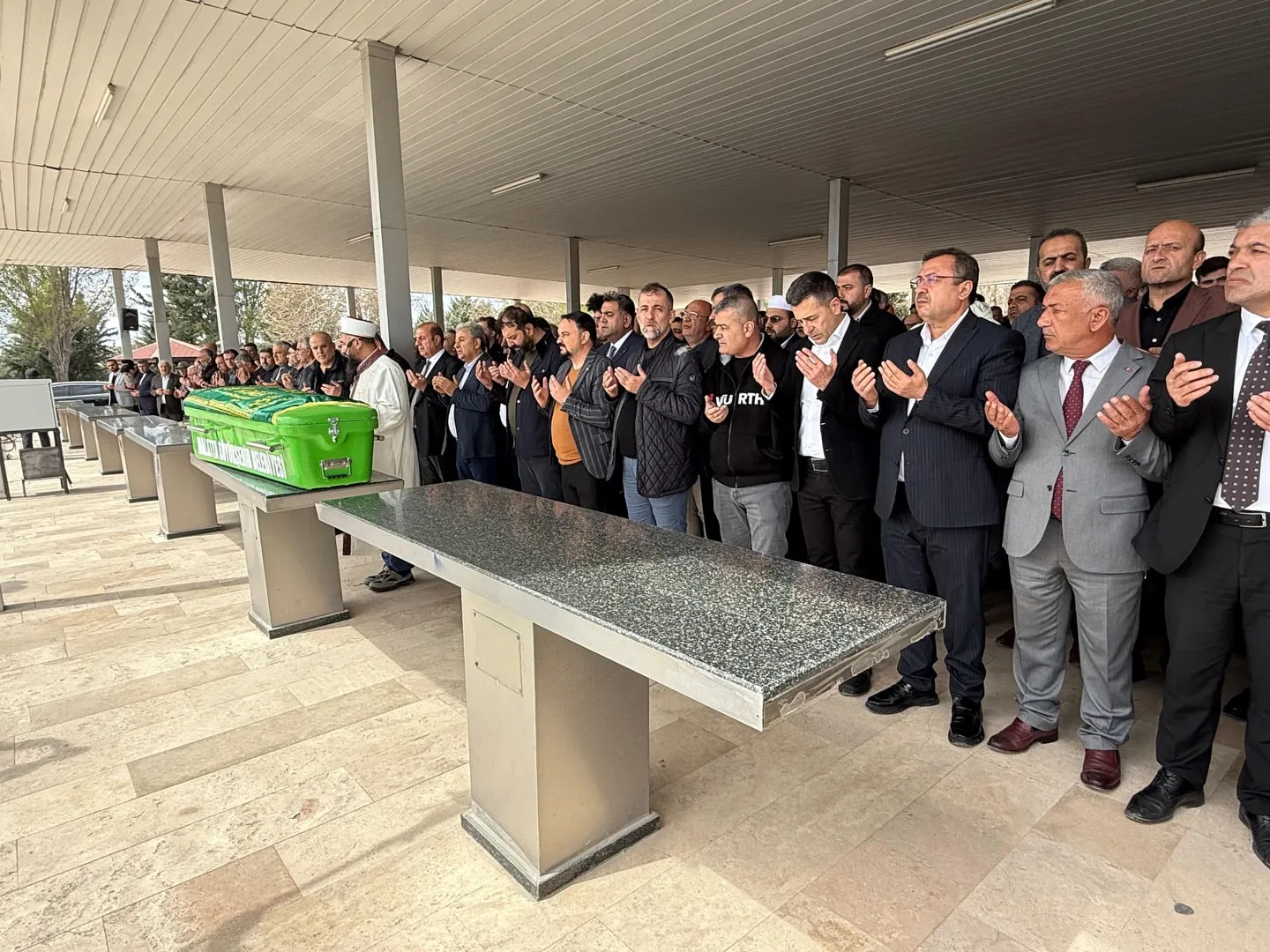 15 Yaşındaki Batuhan Kalı Gözyaşlarıyla Defnedildi