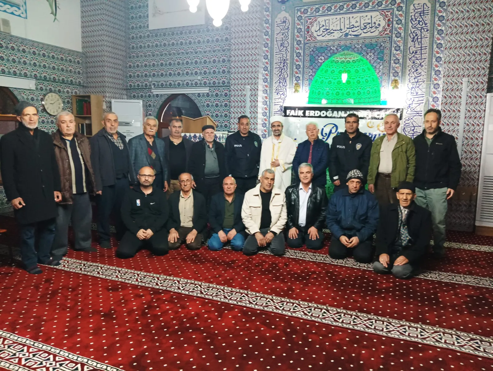 Polis Haftası’nda Cami Cemaatinden Anlamlı Destek