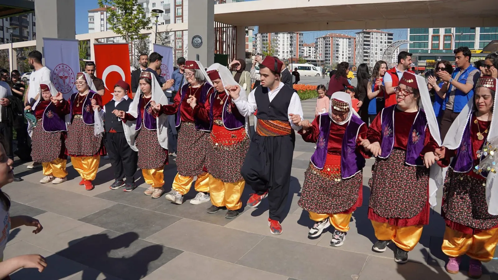 Yeşilyurt’ta Otizm Farkındalık Ayı Kapsamında Spor ve Sağlık Etkinliği Düzenlendi