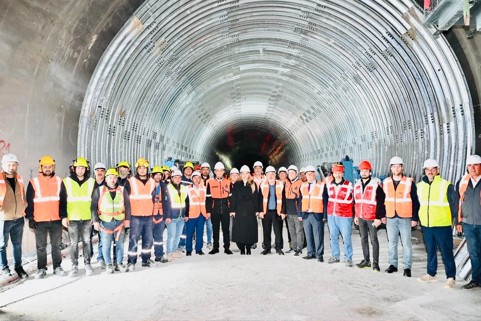 Ölmeztoprak: “İkizce, çevre yolu ve tünel projeleri planlanan takvimle ilerliyor”