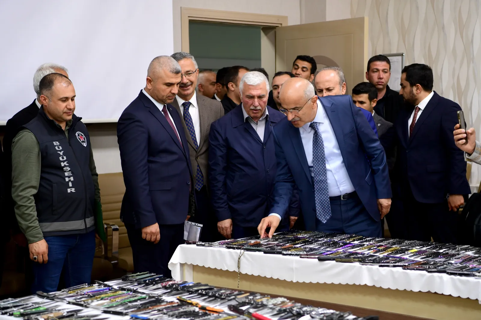 MAŞTİ’de 1 Yılda 2.811 Suç Aleti Ele Geçirildi