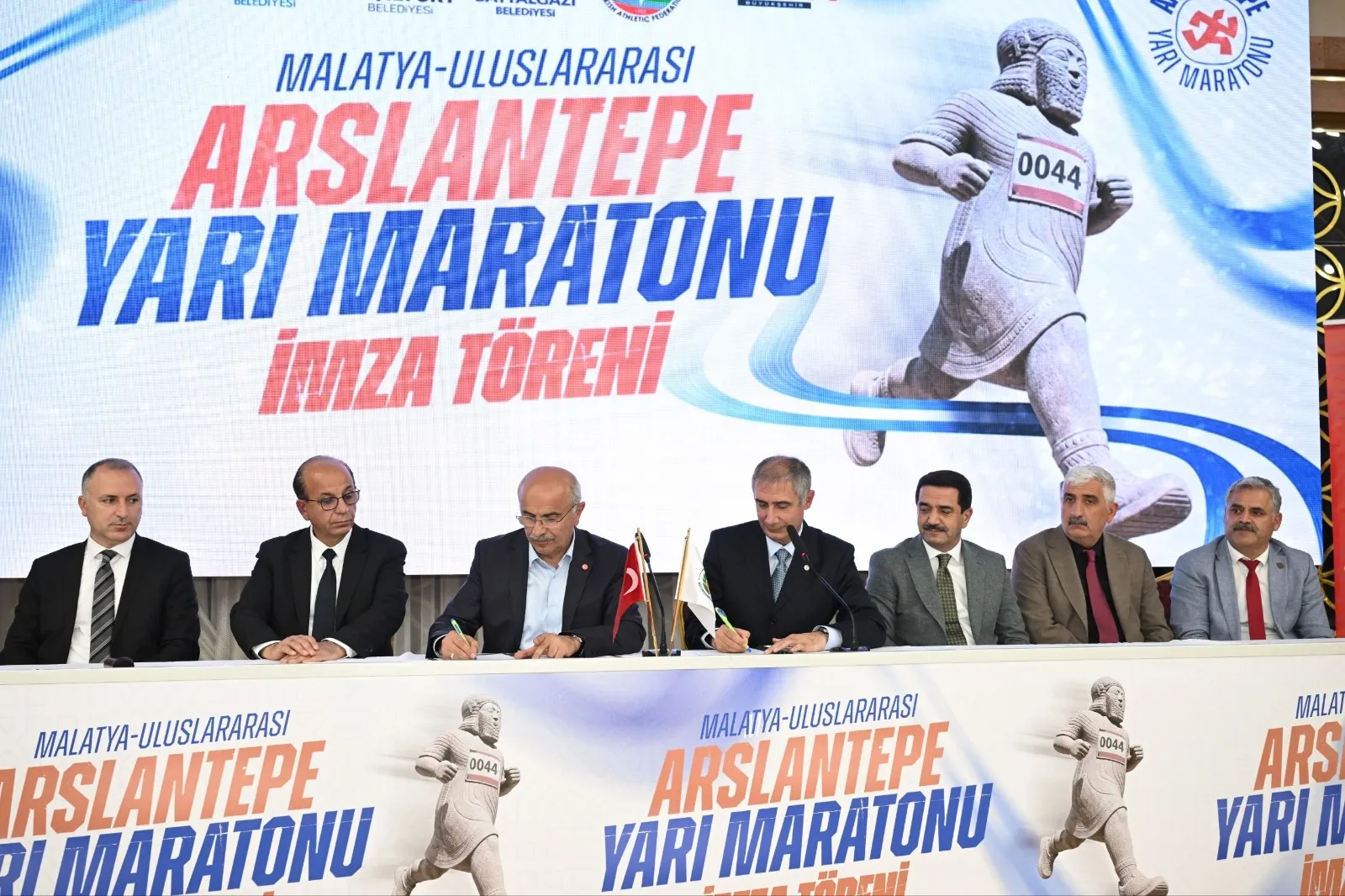 Arslantepe Yarı Maratonu İçin Protokol İmzalandı